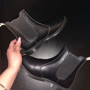 DrMartens VEGAN Boots